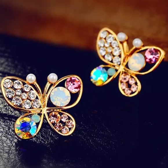 Multicolored Crystal/Pearl Butterfly Earrings Post - Picture 4 of 5